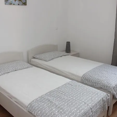 Tia Apartment Porec