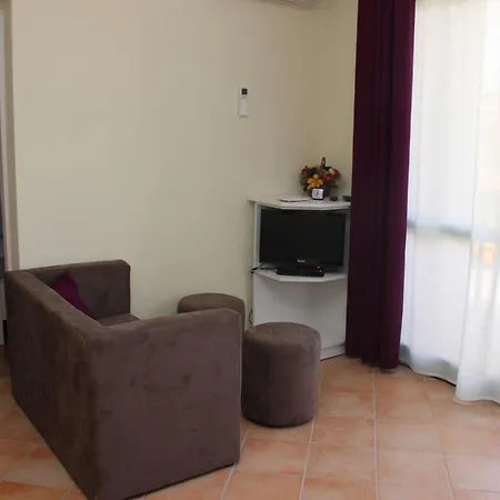 Apartment Tia